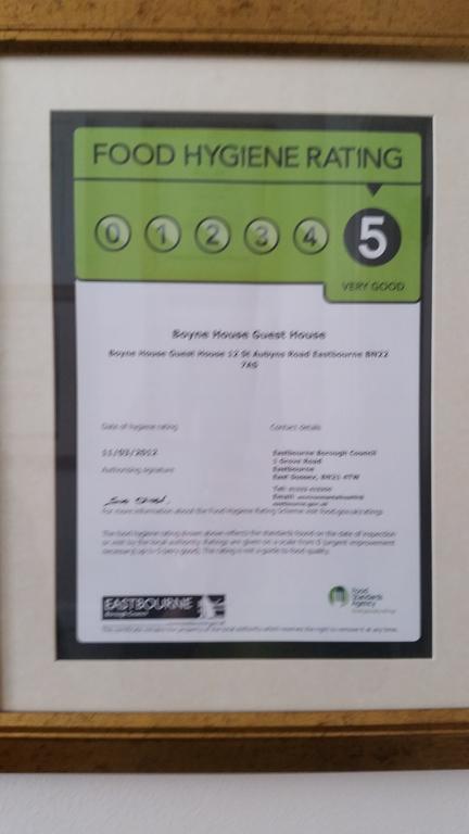 Boyne House Guest House Eastbourne Ngoại thất bức ảnh