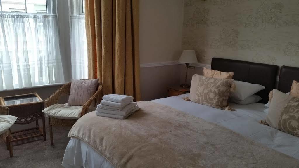 Boyne House Guest House Eastbourne Ngoại thất bức ảnh